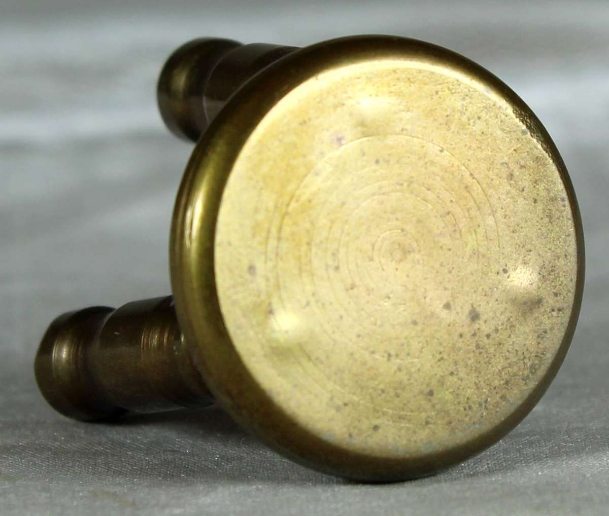 Miniature brass - 3 Legged chair