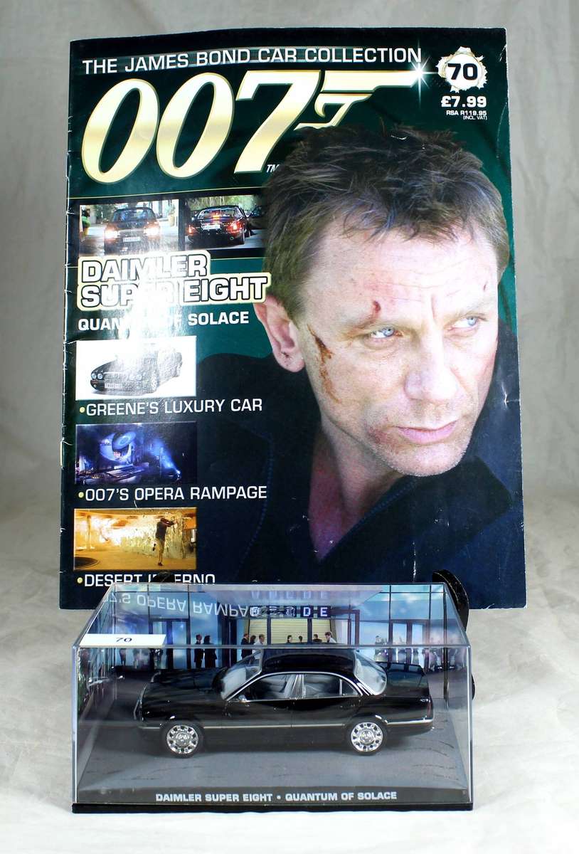 James Bond 007 with magazine #70 Daimler Super Eight - Quantum of Solace