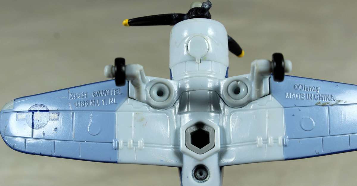 Disney Planes - Skipper Riley - Metal