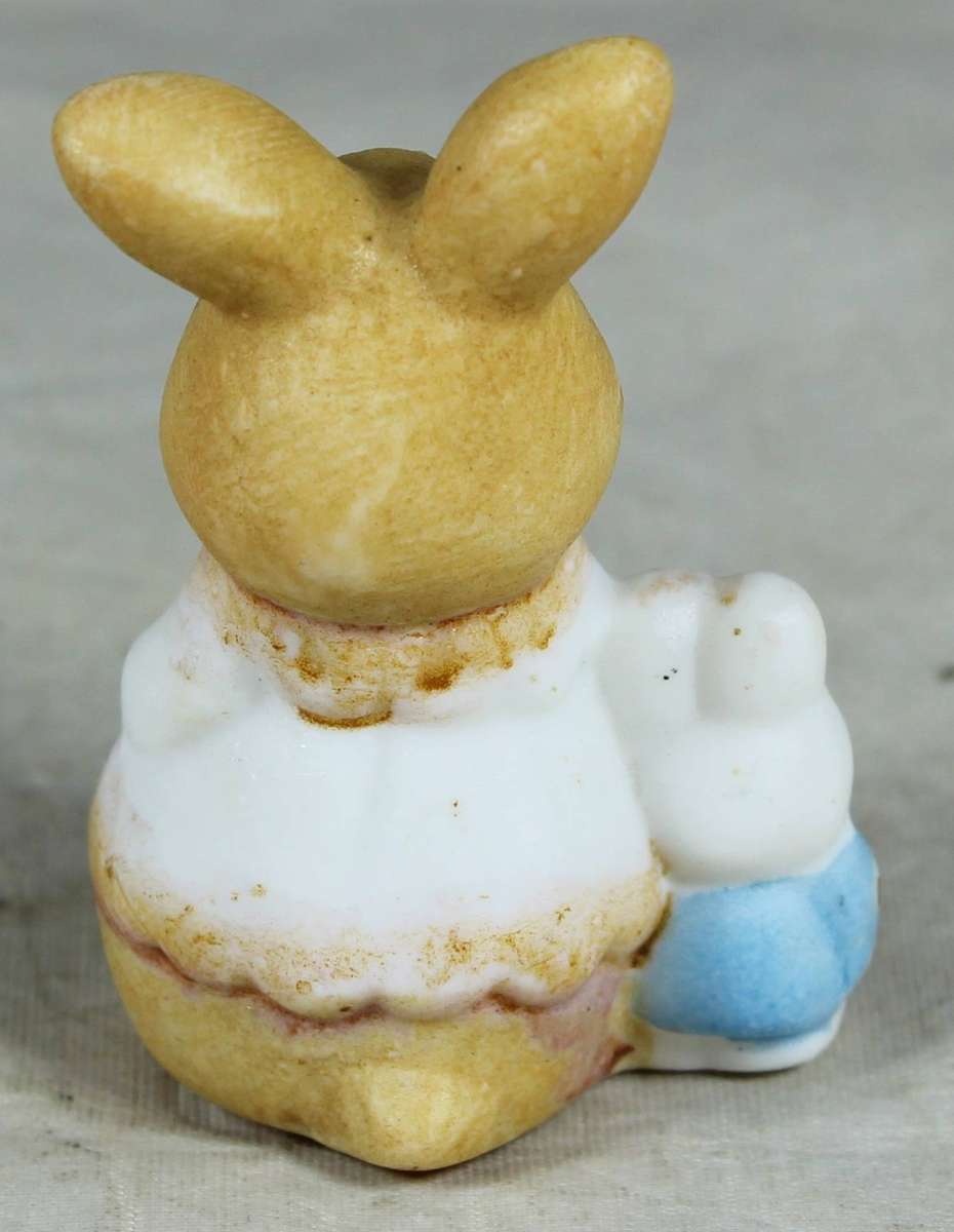 Miniature bunny with little one