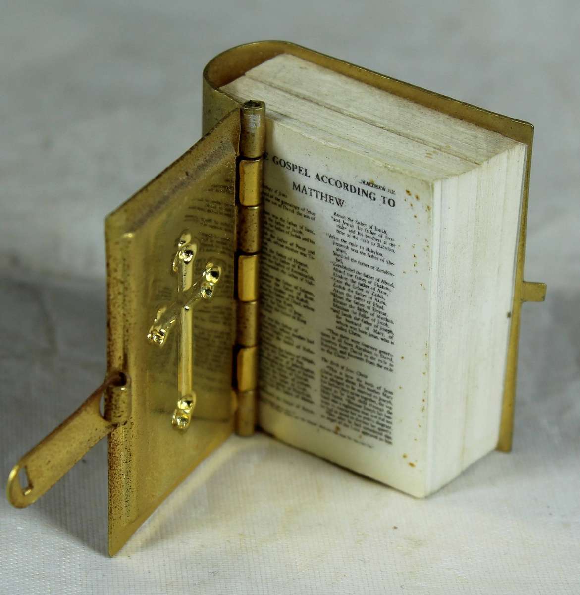 Miniature Brass - Bible with text