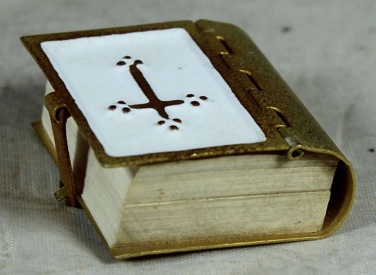 Miniature Brass - Bible with text