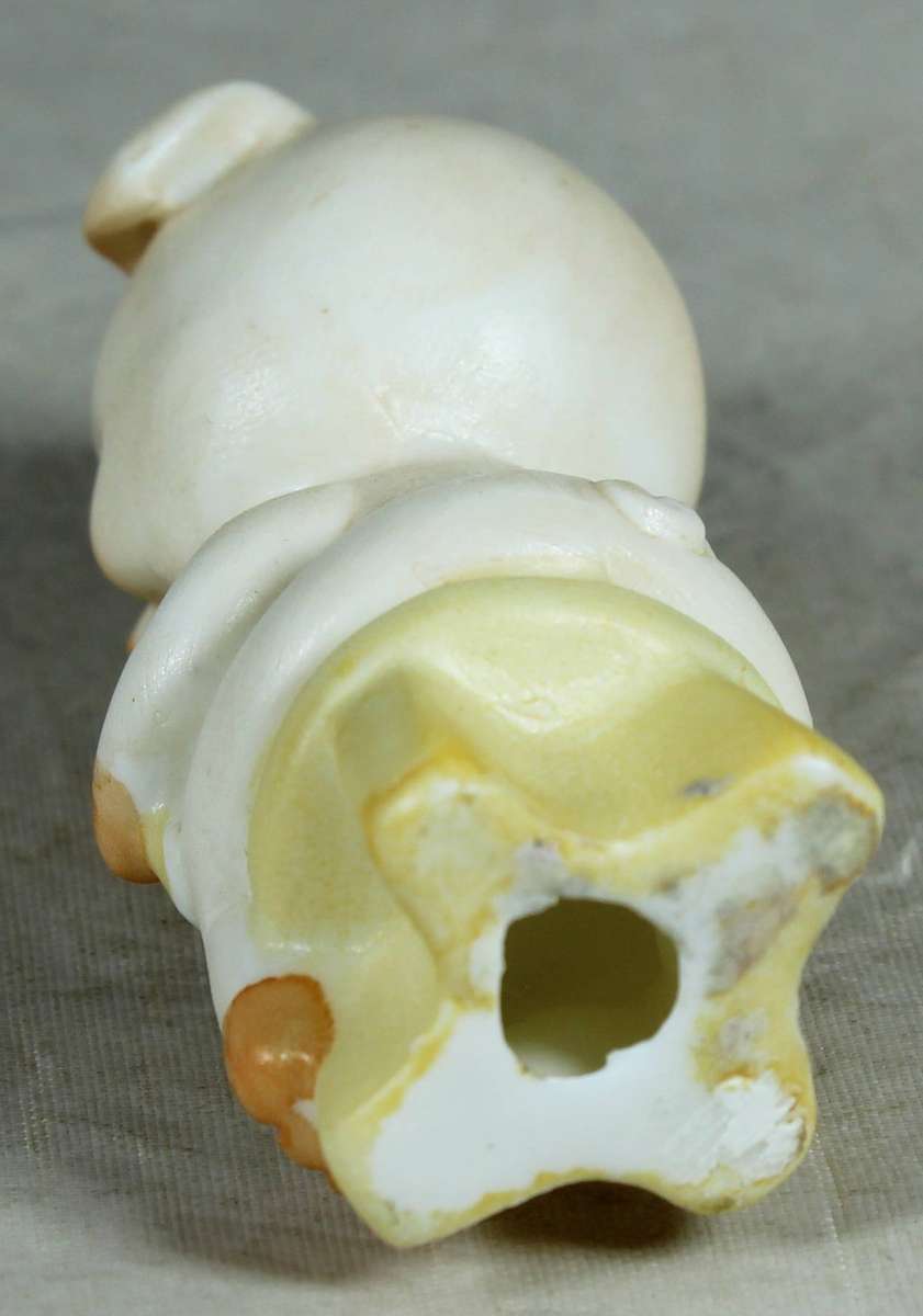 Miniature Ceramic - Piggy with 'I love you' sign