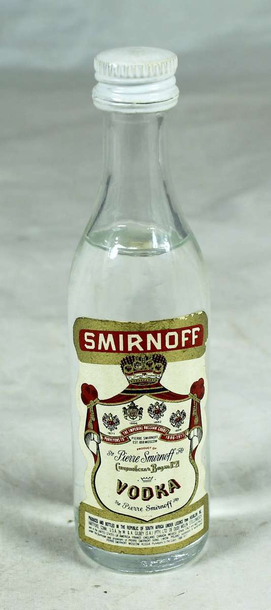 Mini liquor bottle - Smirnoff Vodka