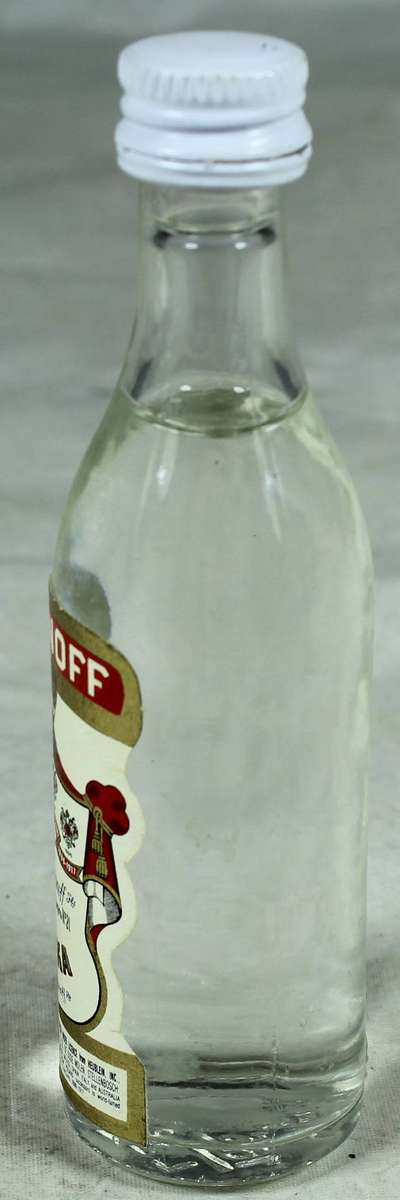 Mini liquor bottle - Smirnoff Vodka