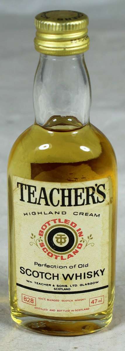 Mini liquor bottle - Teachers Scotch Whisky