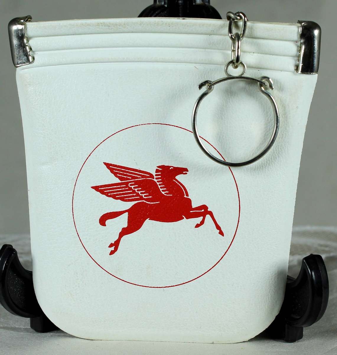 Keyring - Mobil Pegasus Florida Glen motors
