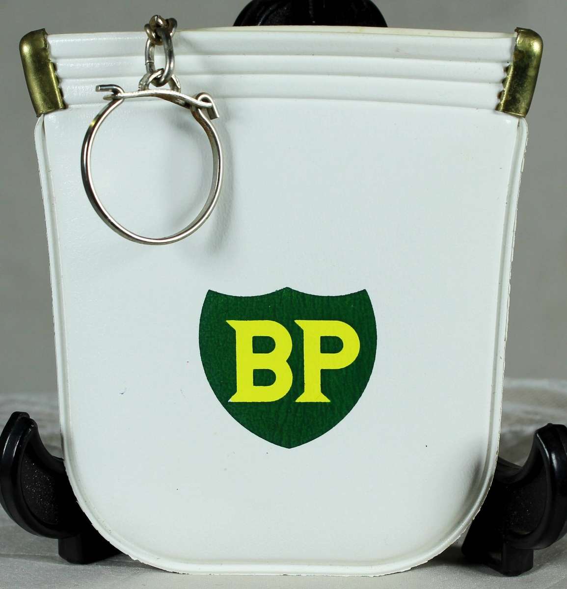 Keyring - BP white pouch