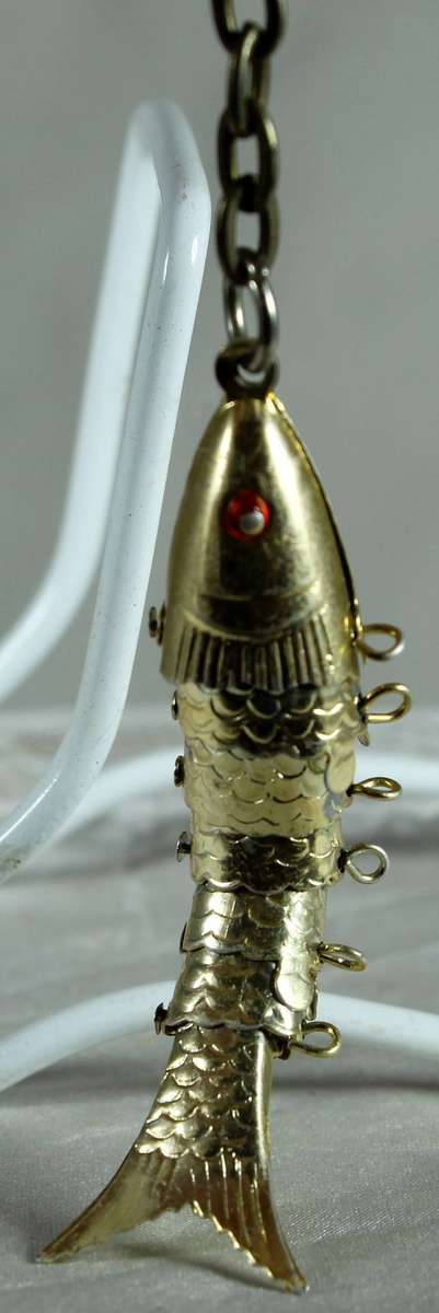 Keychain - Articulated Fish