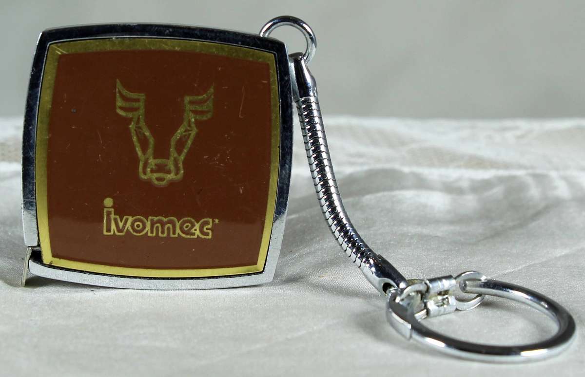 Keychain - Ivomec measuring tape
