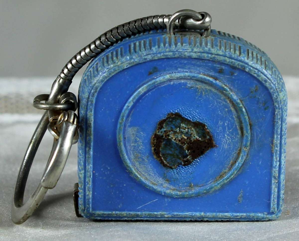 Keychain - measuring tape