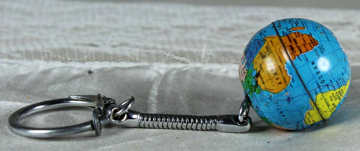 Keychain - world map