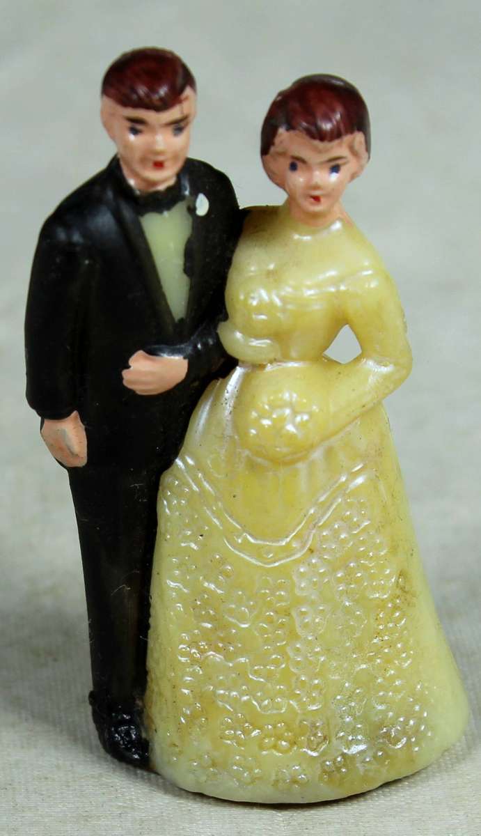 Wedding cake toppers - plastic