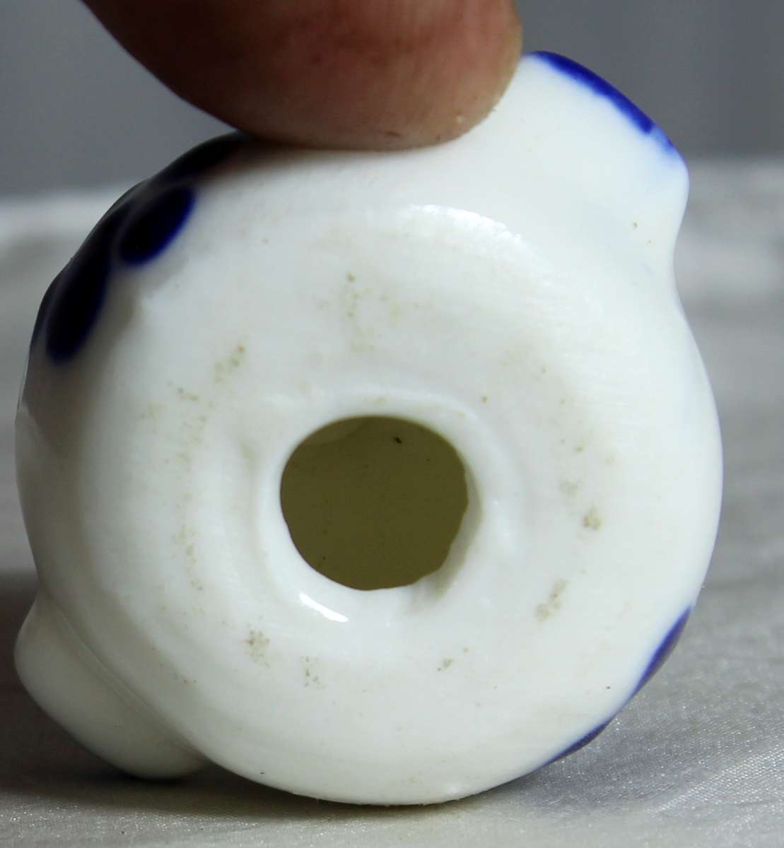 Miniature white & blue pot