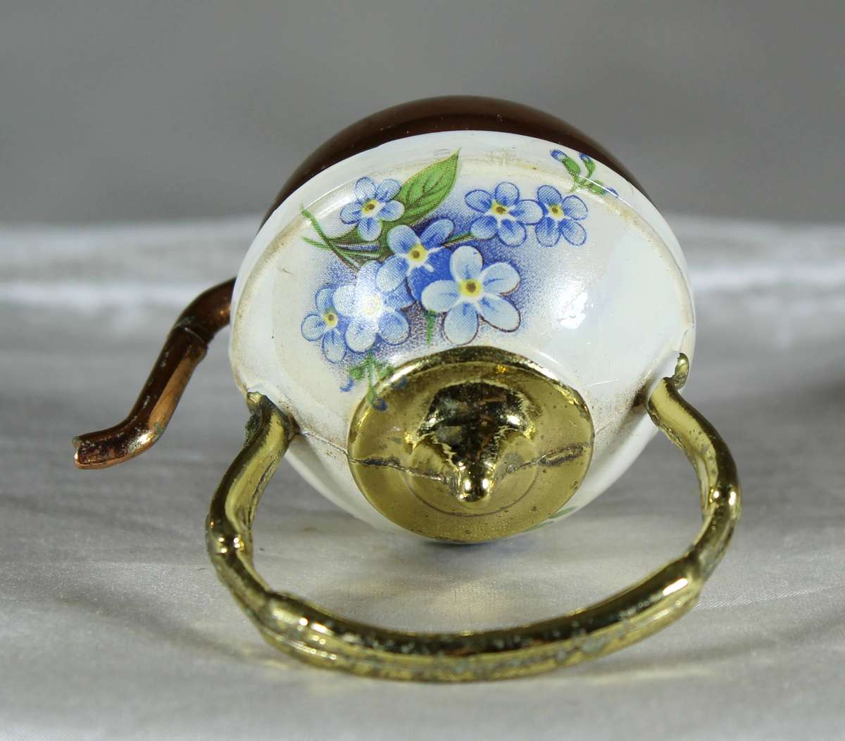 Mini copper and porcelain kettle