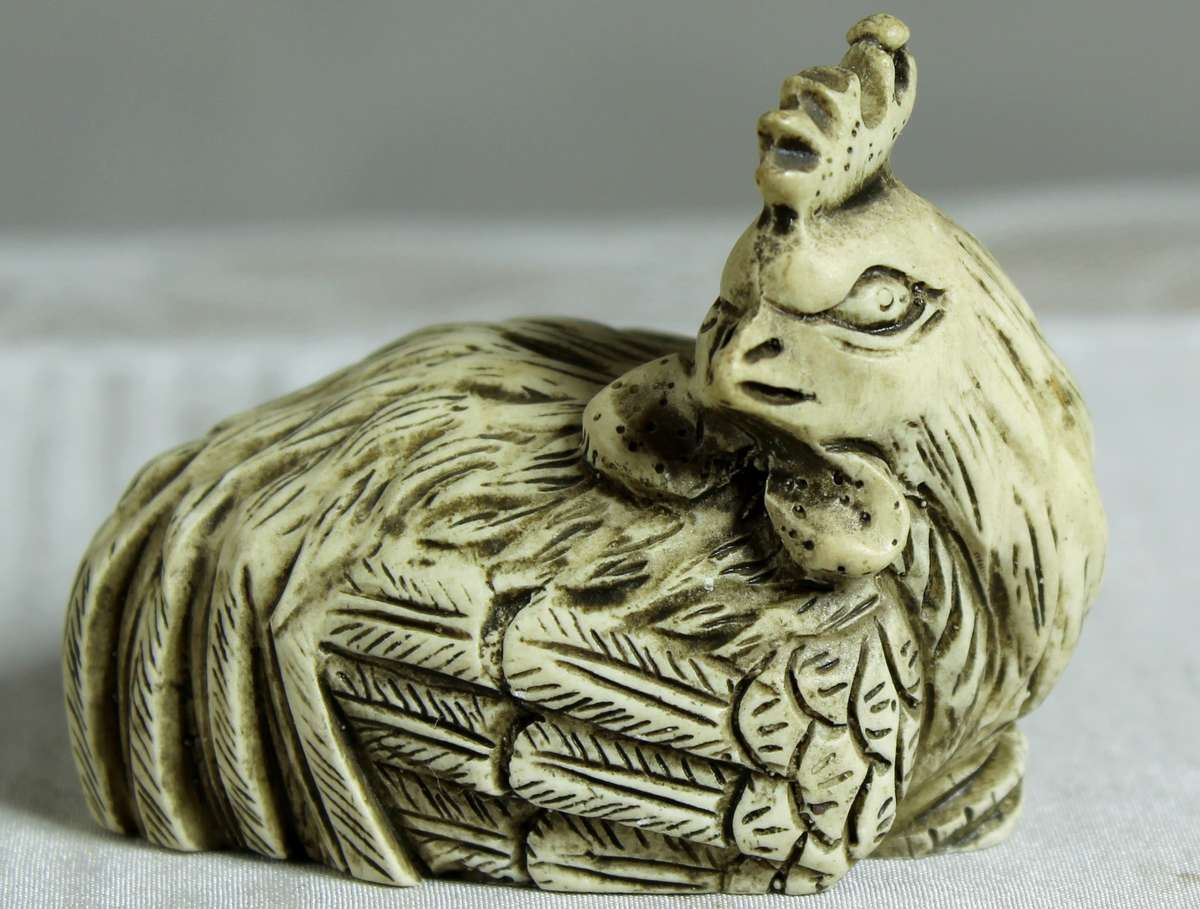 Miniature molded rooster
