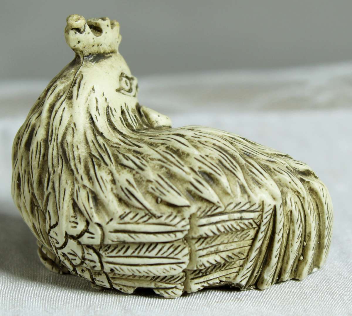 Miniature molded rooster