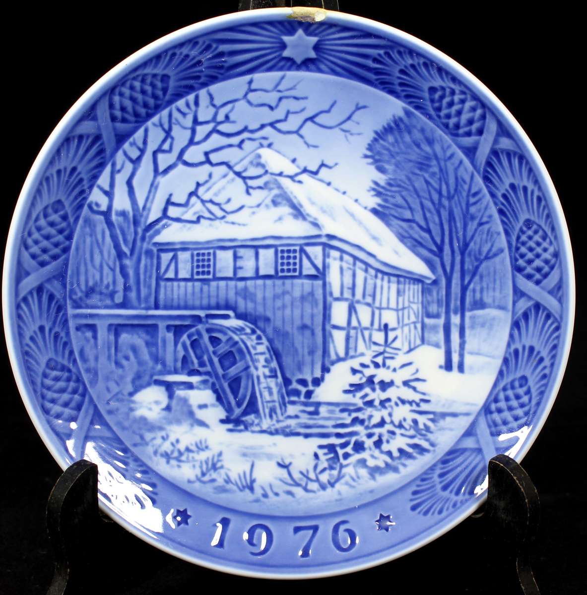 Royal Copenhagen display plate - Vibaek water mill