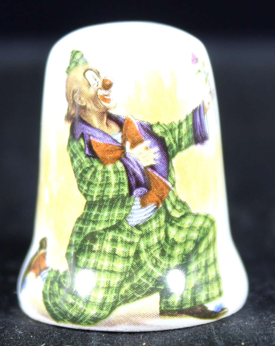 Porcelain thimble - AB - clown