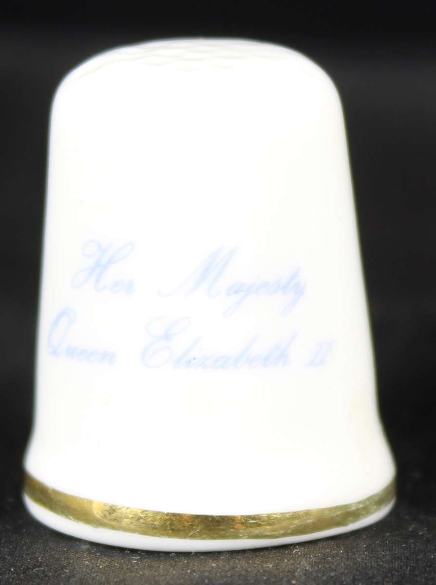Royalty Thimble - St George - Queen Elizabeth II