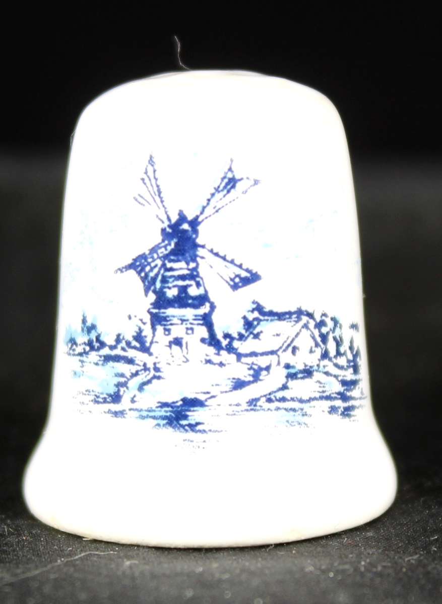 Porcelain Blue & White Thimble - Dutch Windmill Scene