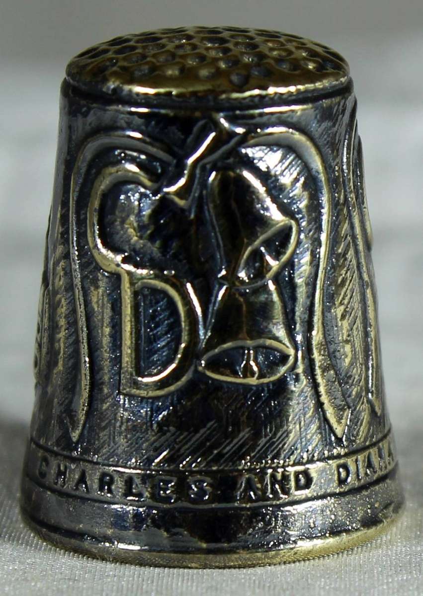 Silver thimble - Charles & Diana 29 July 1981 - Hallmarked (3,09g)
