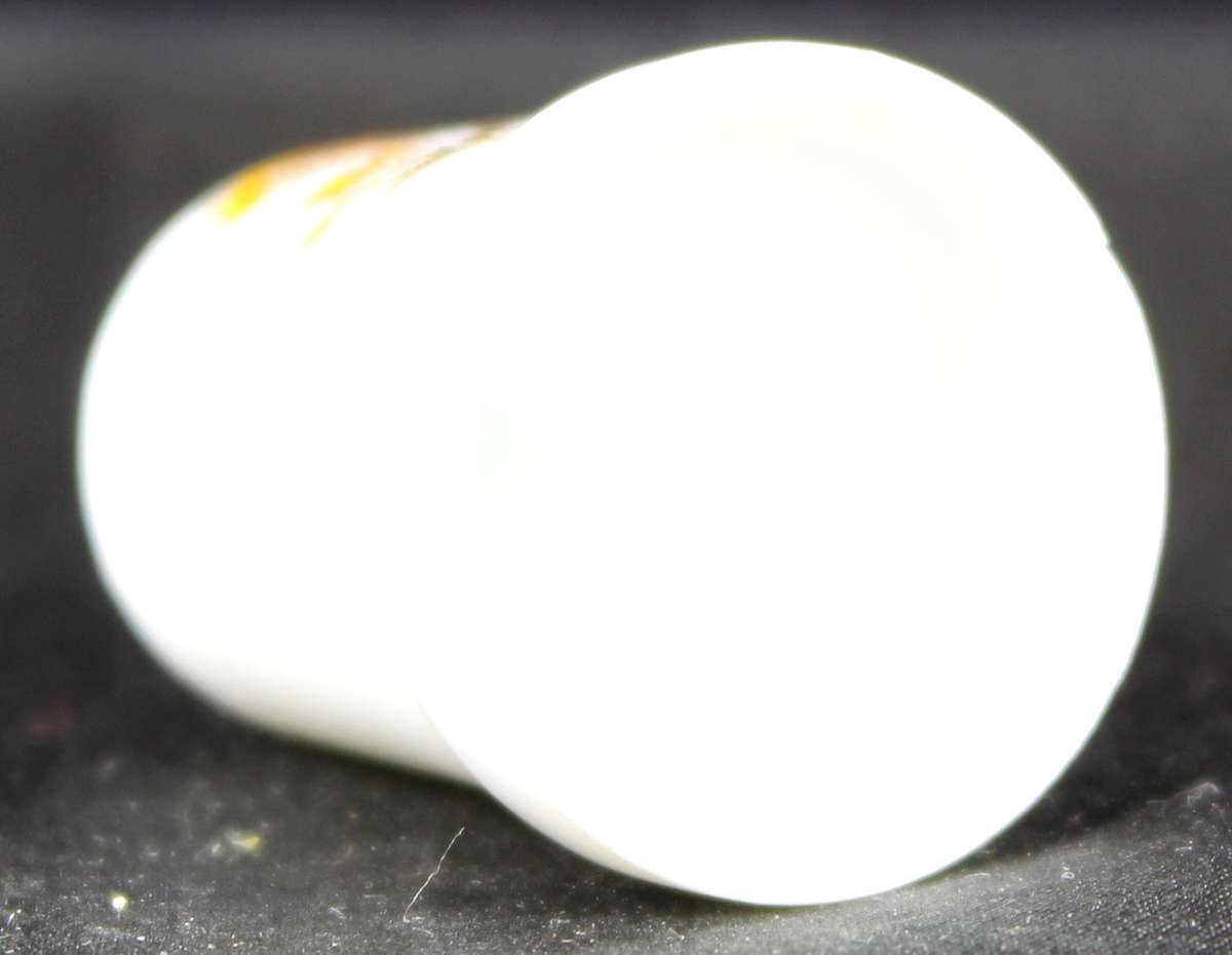 Porcelain thimble - yellow flowers