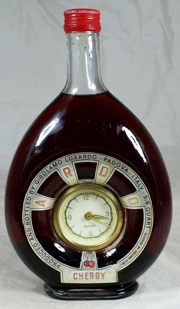 Girolamo Luxardo - cherry liqueur with clock - 5/8 Quart