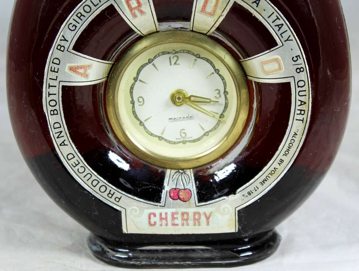 Girolamo Luxardo - cherry liqueur with clock - 5/8 Quart