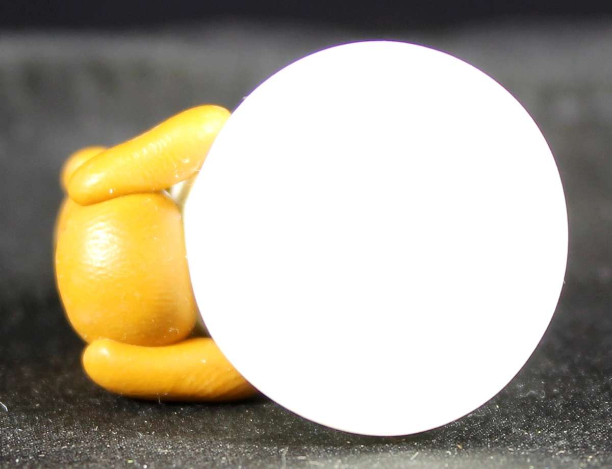 Porcelain Thimble - Bear With Cupcake