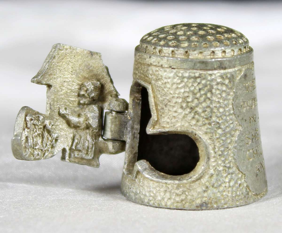 Metal Thimble - Opening Shoe House