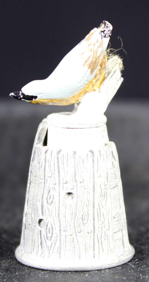 Metal Thimble - Nuthatch - Rare