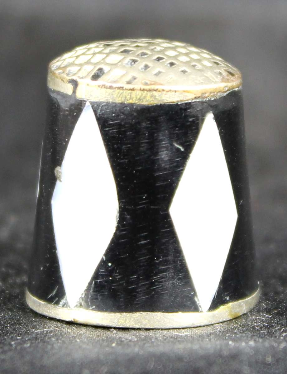 Metal Thimble - Mother of Pearl Look Inlays