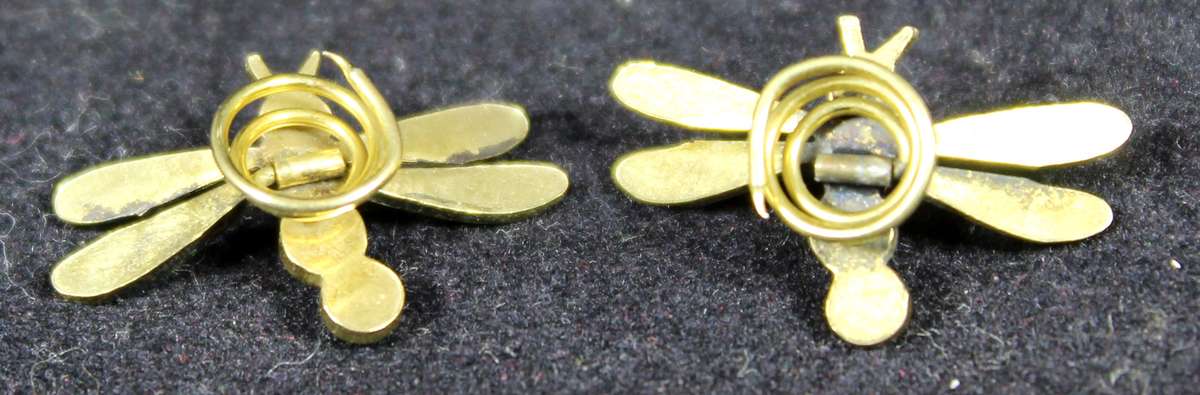 Costume Jewelry - Pair of Miniature Dragonflies