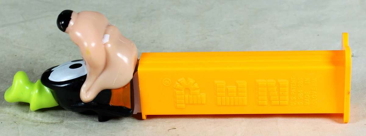 Collectible PEZ candy dispenser - Disney's Goofy