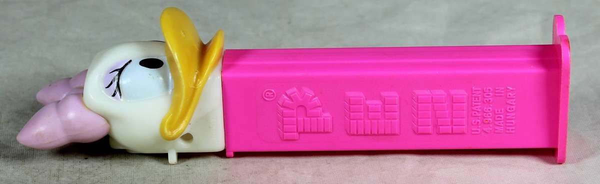 Collectible PEZ candy dispenser - Daisy Duck