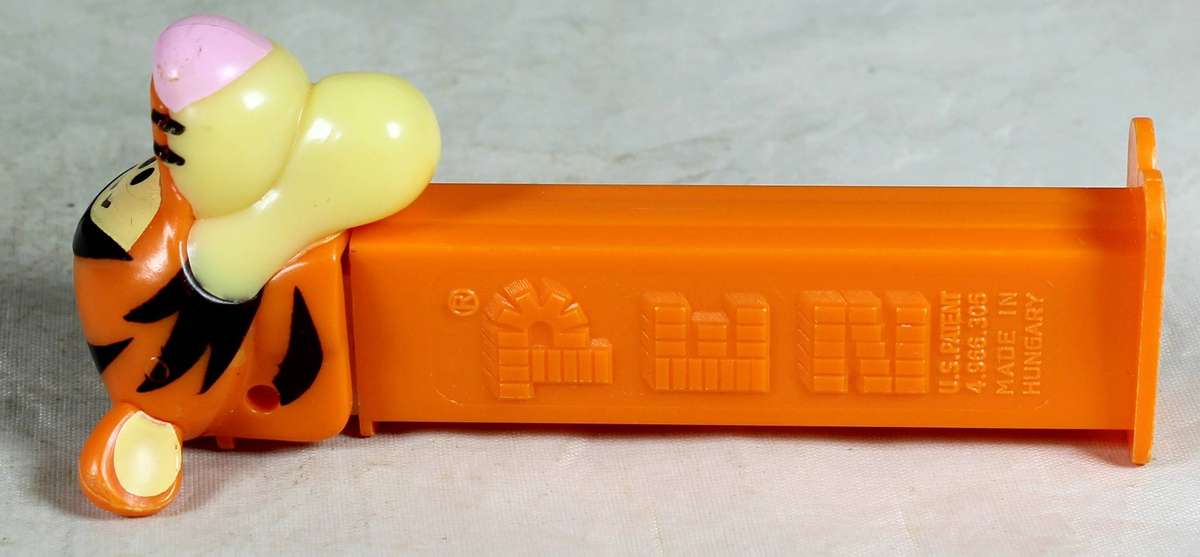 Collectible PEZ candy dispenser - Disney's Tigger from Winnie the Pooh
