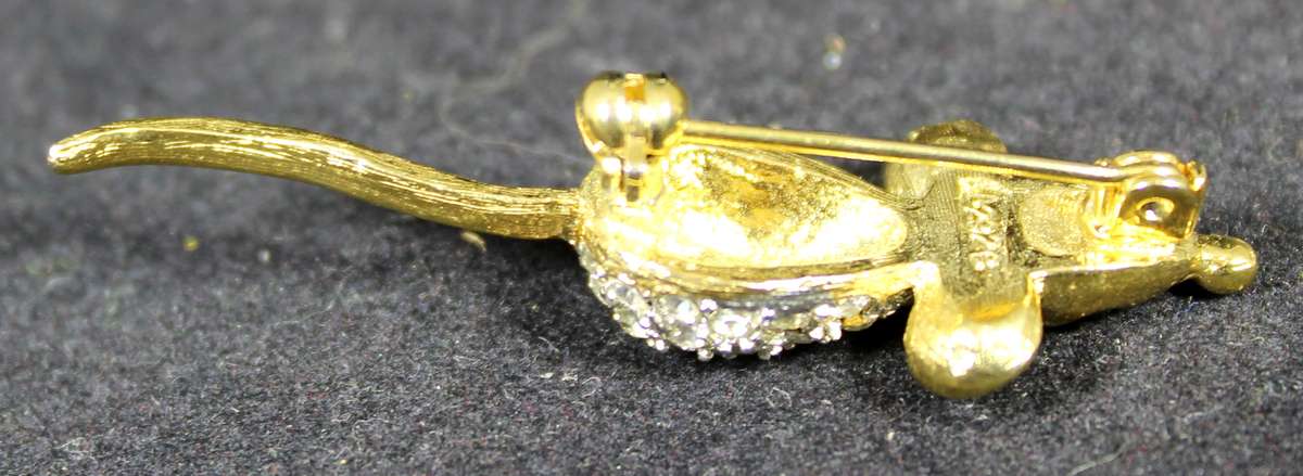 costume jewelry - diamante mouse pendant
