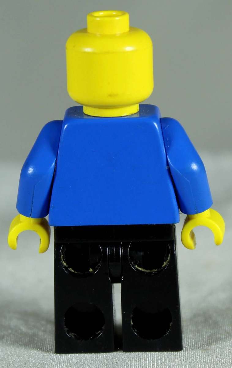 Lego mini figurine - Pirate - Brown shirt (pi033)