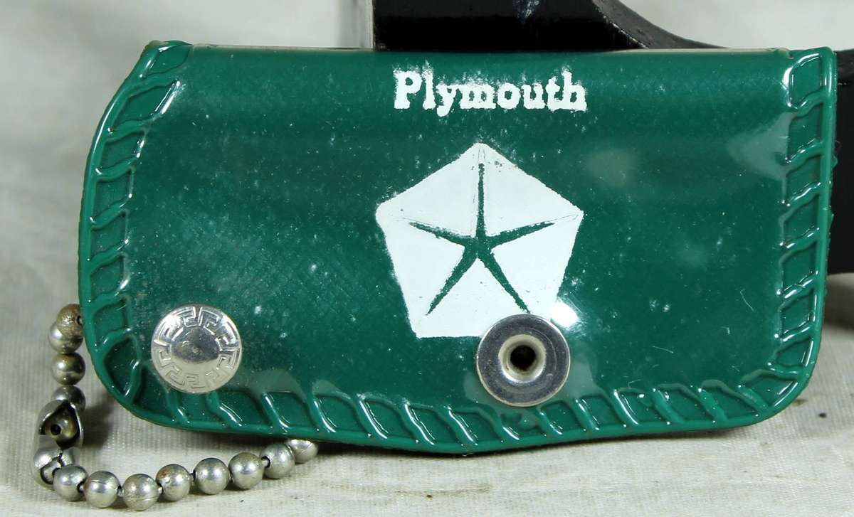 Collectible keyring - Plymouth - Gotfredson motors