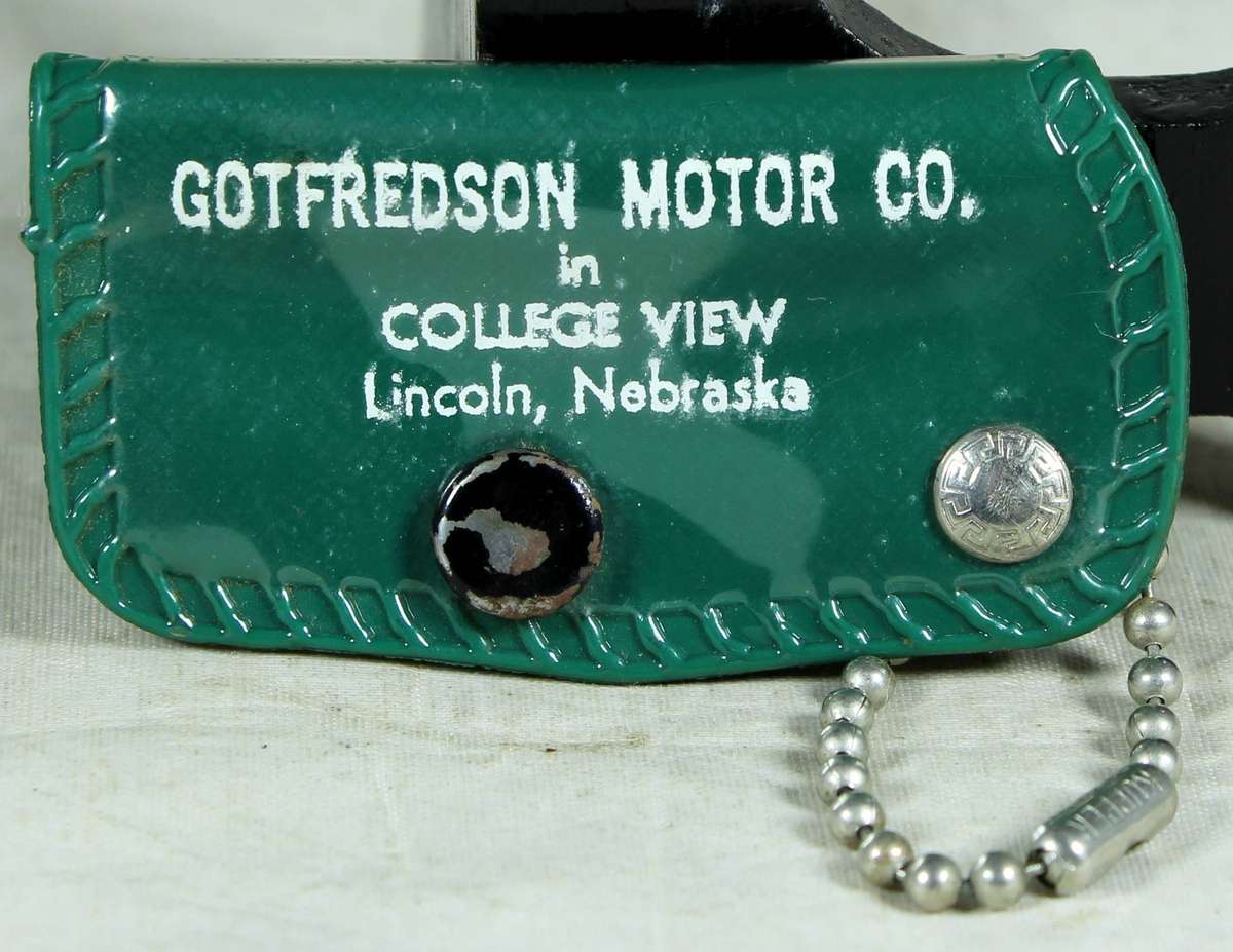 Collectible keyring - Plymouth - Gotfredson motors