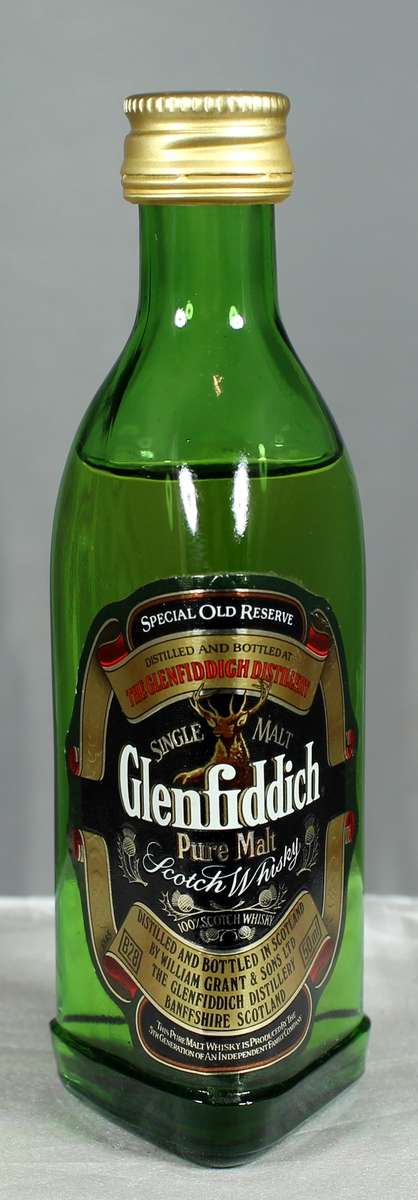 Mini liquor bottle - Glenfiddich whisky