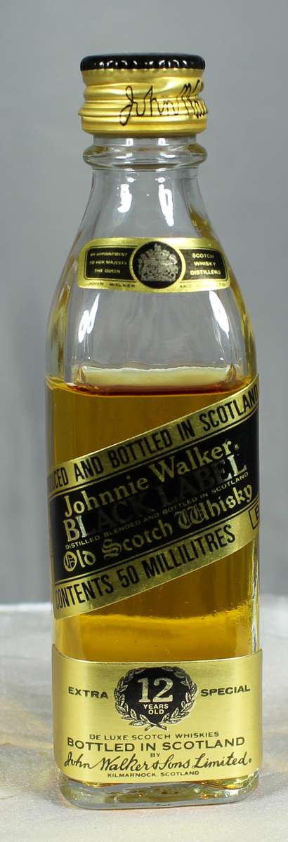 Mini liquor bottle - Johnnie Walker - Black whiskey