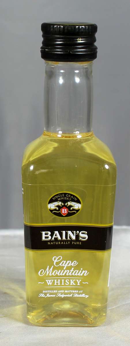 Mini Liquor Bottle - Bain's Cape mountain whisky