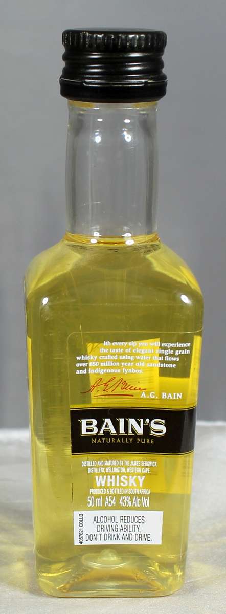 Mini Liquor Bottle - Bain's Cape mountain whisky