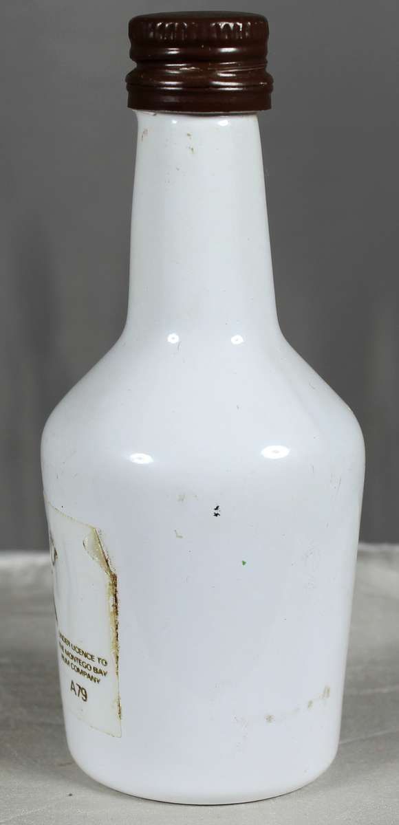 Mini liquor bottle - Malibu liqueur