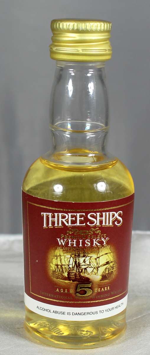 Mini liquor bottle - Three Ships whisky