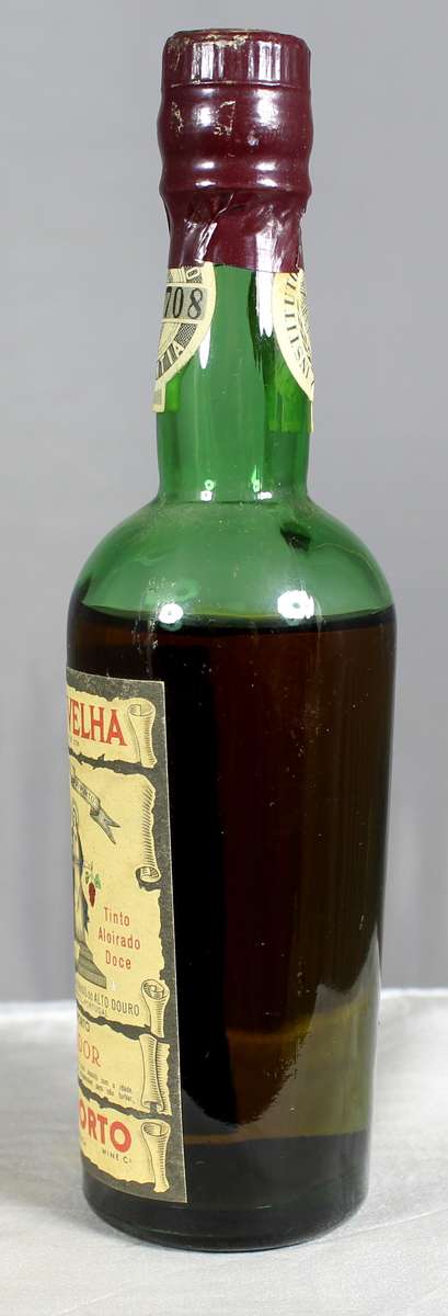 Mini liquor bottles - Royal Oporto