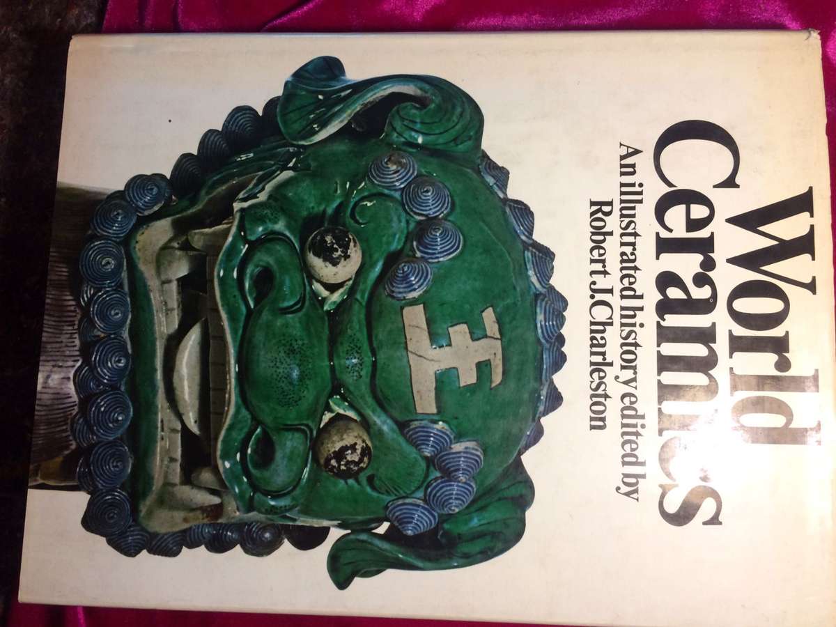 World Ceramics: An Illustrated History - Robert J. Charleston (1972 Large Format Hardcover)