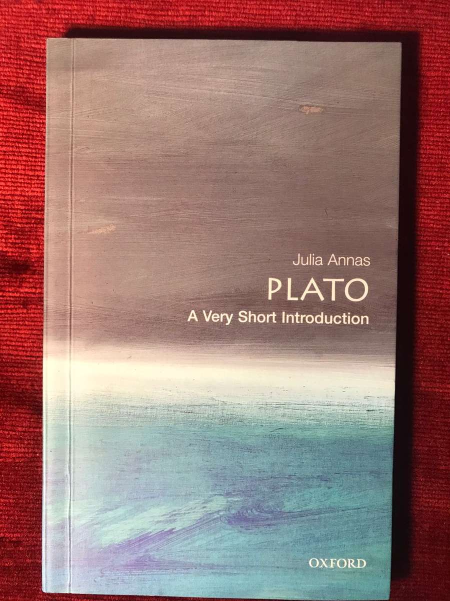 Plato: A Very Short Introduction - Julia Annas (Oxford University Press)